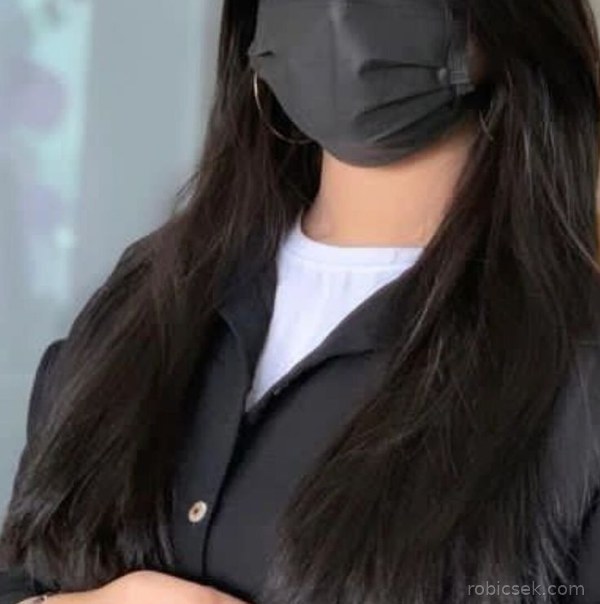 mask girl DP