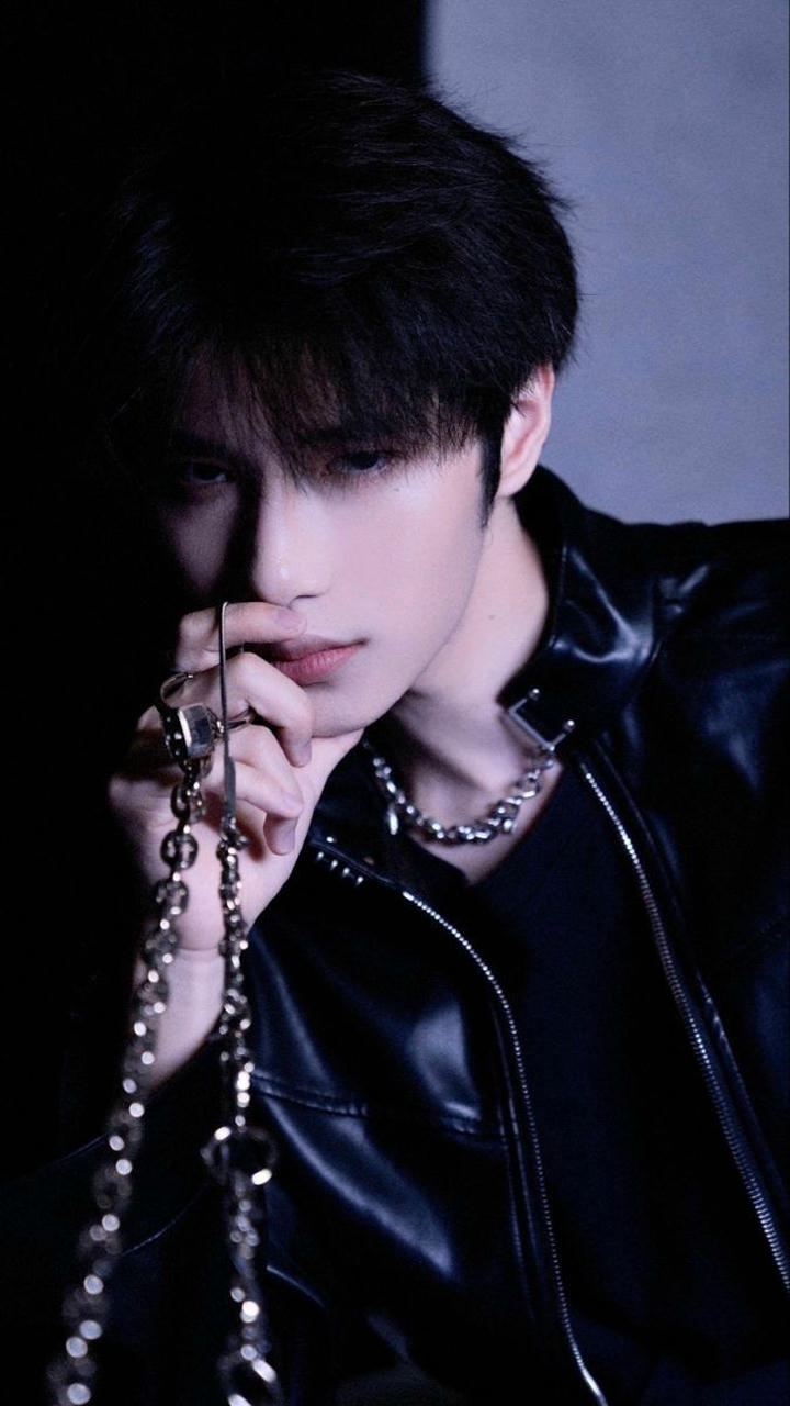 Boy DP Black HD