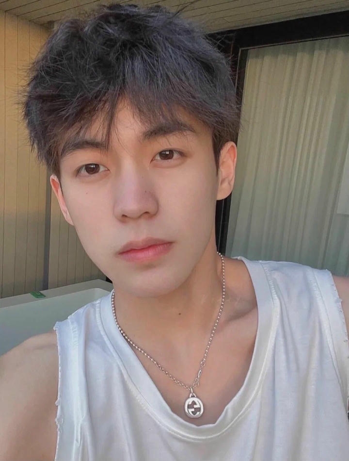 Handsome Boy DP